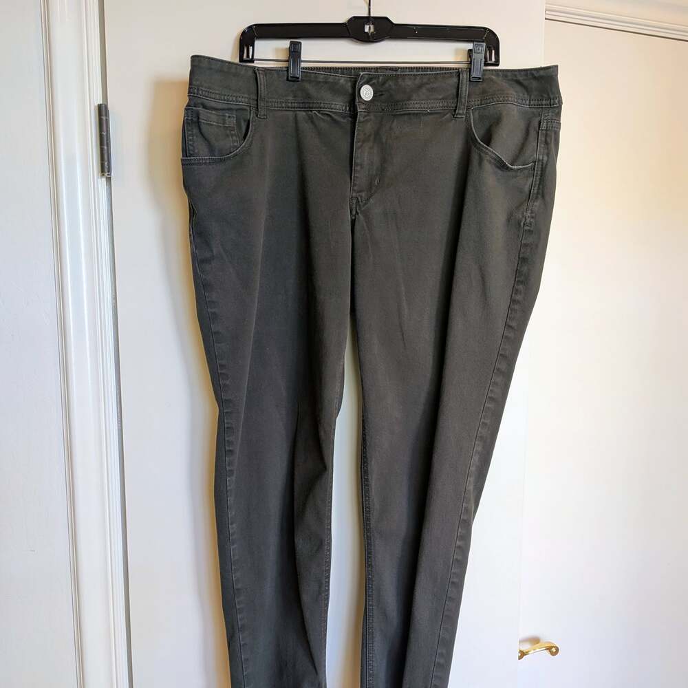 Lane Bryant Women's Dark Green Stretch Denim Jeans Size 18